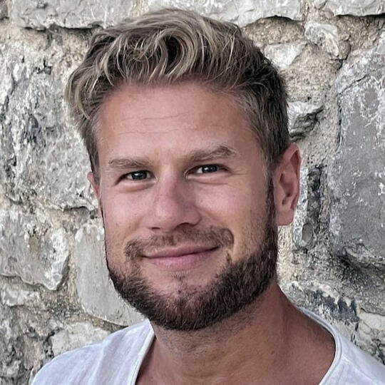 Mijo Barbaric, Hypnose-Experte & Autor Mijo Barbaric, Hypnose-Experte & Autor